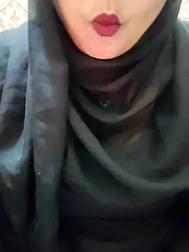 Webcam Model (Indian-Nazia)  is live.Free join now!