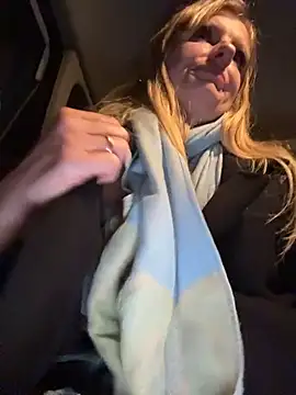 betsy (F young) - Suck my tits at public store