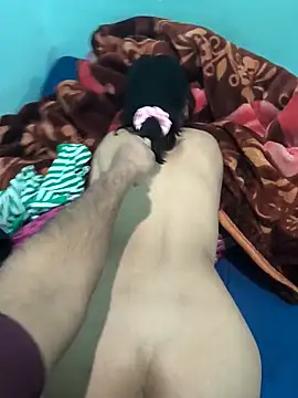 urs_hottty_ - UrS_hottty_'s free webcam