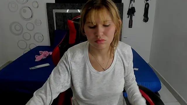 bella_blanca - Bella_Blanca's free webcam - UK Sex Cams