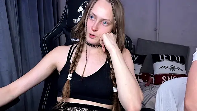 cutemilana_sexwife webcam