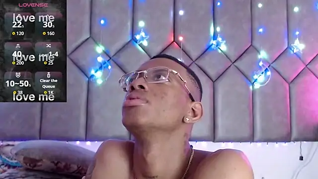 Tiffany_Valentine15 webcam