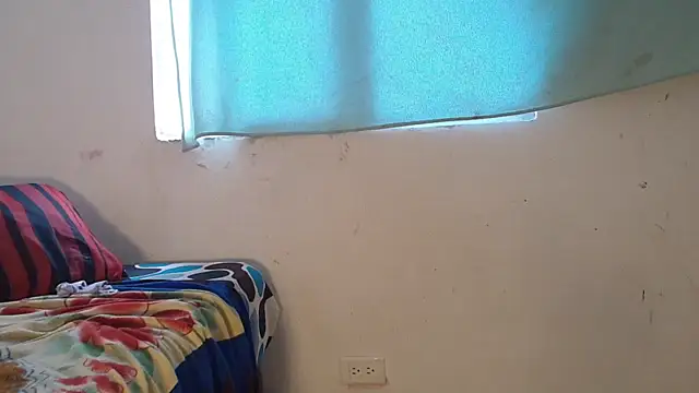 mia_chanel104 webcam