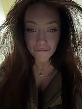 citylynx (F young) - Spank naked pussy 💦