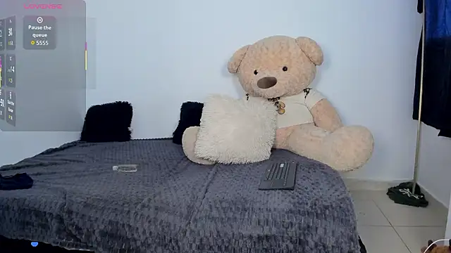 littleparker (M twink) - legs up and hole