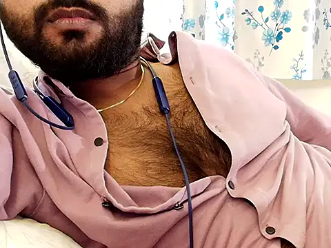 jenni11live (Ask my age) - Take off shirt