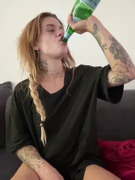 EmiliaCatalina live cam