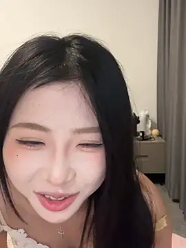 liubaobao666 (F young) - 扒开看小穴。