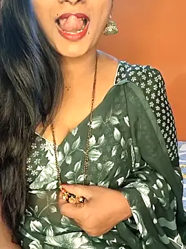 rachu_love - Rachu_love's free webcam - UK Sex Cams