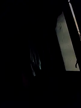 Webcam Model (adite20)  is live.Free join now!