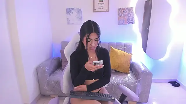 Charlotte_cowell_sub1_