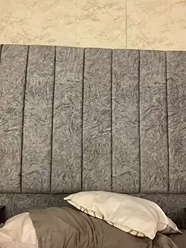 Webcam Model (emilyrojas)  is live.Free join now!