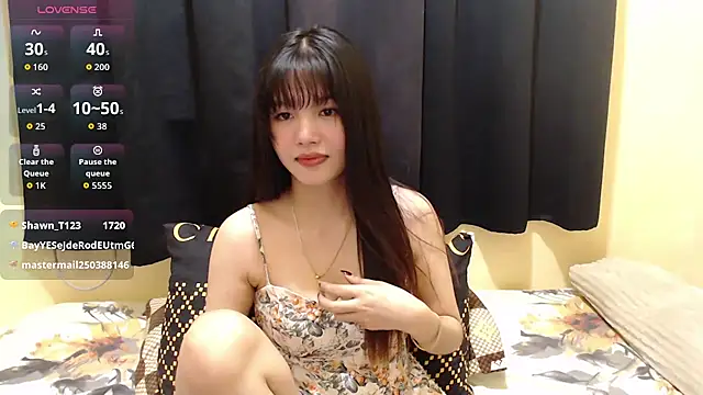 x_brittany_x (F young) - Masturbation to cum