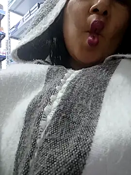 bebita-moor - Bebita-Moor's free webcam - UK Sex Cams