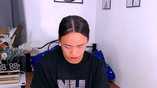 zialustts - Zialustts's free webcam - UK Sex Cams