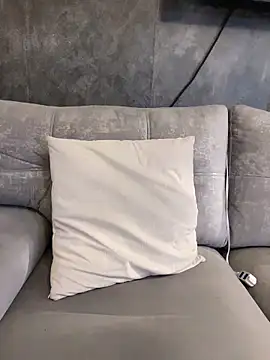 Webcam Model (AbyThompson) is live