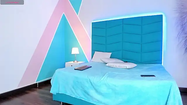 mara_winters_ - Mara_winters_'s free webcam - UK Sex Cams