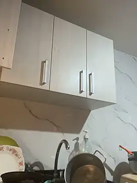 Webcam Model (Freya_Artemisa) is live