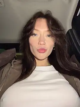 citylynx (F young) - Spread pussy up close 💦