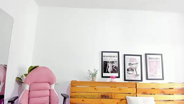 naughty_vanessa_ - Naughty_Vanessa_'s free webcam