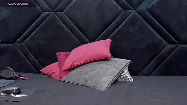 vanna_sams_ - Vanna_sams_'s free webcam - UK Sex Cams