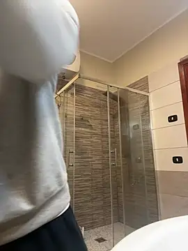 gionnytav (M young) - Sborrata cum