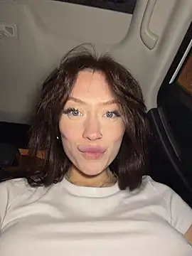 citylynx (F young) - Spread pussy up close 💦