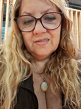 Webcam Model (JennyInVegas)  is live.Free join now!