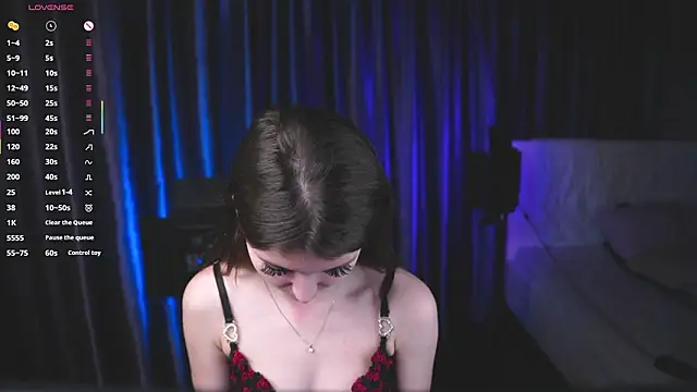 dongmolt (F teen) - tease with straps