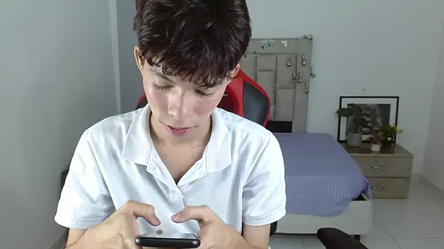 nico__fox123 (M twink) - show balls