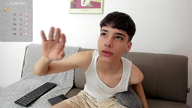 oblivion_deku - Oblivion_deku's free webcam