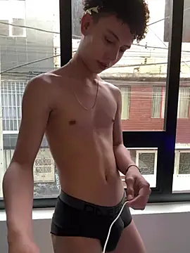 yoursexyjose - Yoursexyjose's free webcam