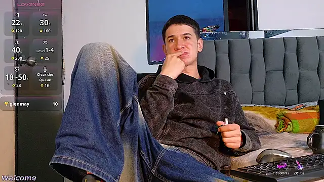 twink_daren - Twink_daren's free webcam - UK Sex Cams