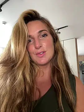 thescorpionfr_ (F young) - Blowjob in doggy