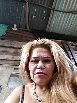 dirty_mother3 - Dirty_mother3's free webcam