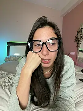 sofiasweetsecrett (F young) - Show panties