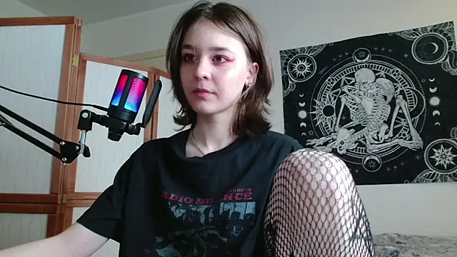 mysterious_toy - Mysterious_Toy's free webcam