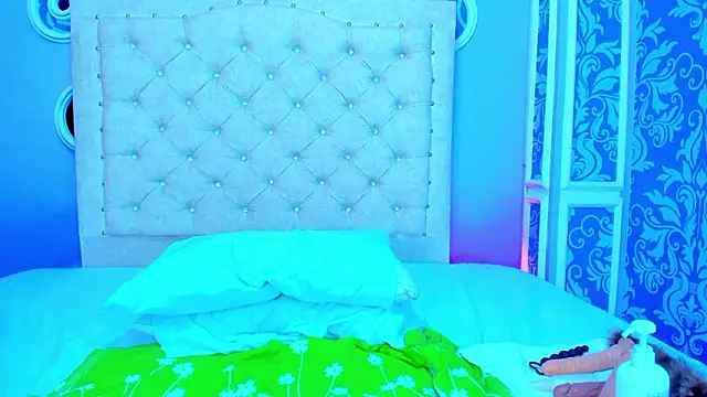 mishell_lovely - Mishell_lovely's free webcam