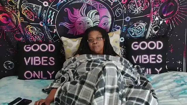 RENAESPLEASUREPALACE webcam