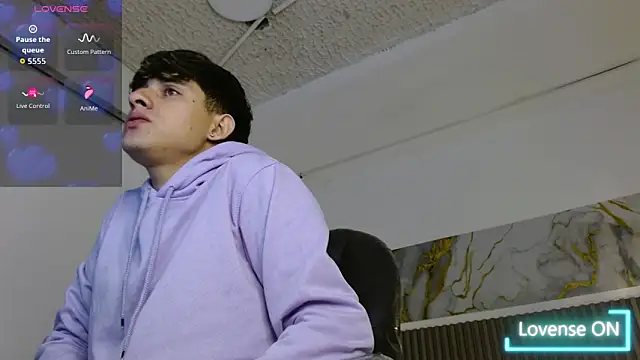 dyla_n18 - Dyla_n18's free webcam - UK Sex Cams