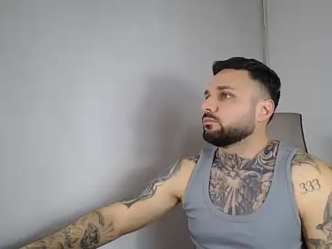 maxxstone (M young) - Make me horny and i will cum