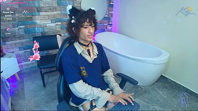 chipi_tay - Chipi_tay's free webcam - UK Sex Cams