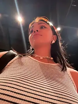 vendimur (F young) - finger in the ass