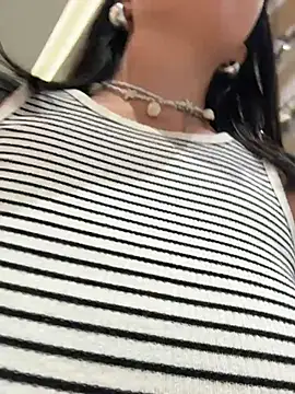 vendimur (F young) - finger in the ass