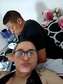 pareja_latina1483 - Pareja_latina1483's free webcam