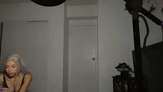 cryptokimgirl - Cryptokimgirl's free webcam - UK Sex Cams