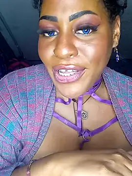 amazonianmistress - AmazonianMistress's free webcam - UK Sex Cams