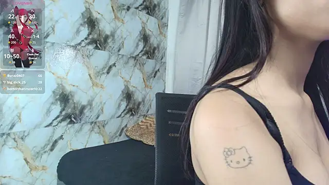 aisha_brunette18