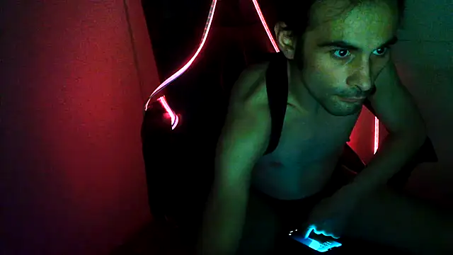 highinhtxx - Highinhtxx's free webcam