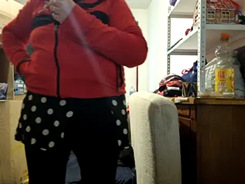 samantha_squirt@xh (Ask my age) - Show Big Soft Boobs / Arata Sanii Tai